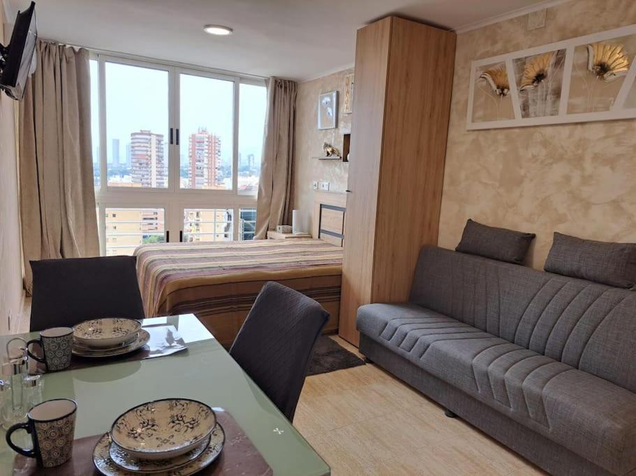 Apartmán Cozy Studio With Sea View Benidorm Exteriér fotografie