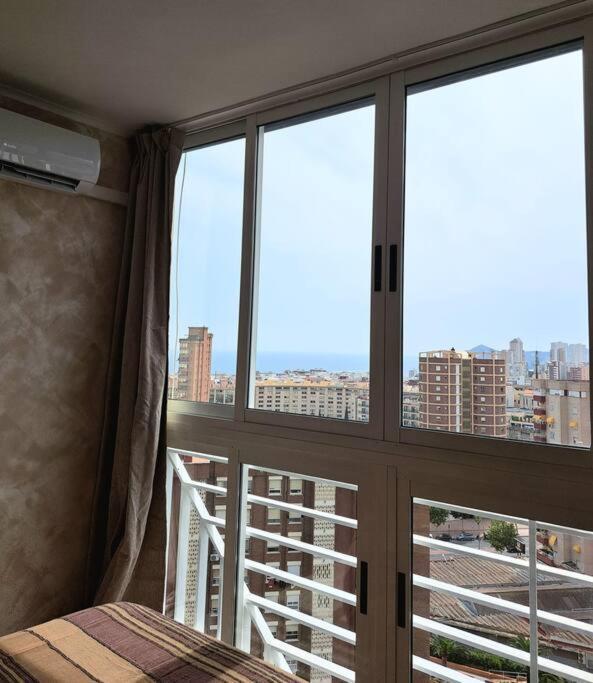 Apartmán Cozy Studio With Sea View Benidorm Exteriér fotografie